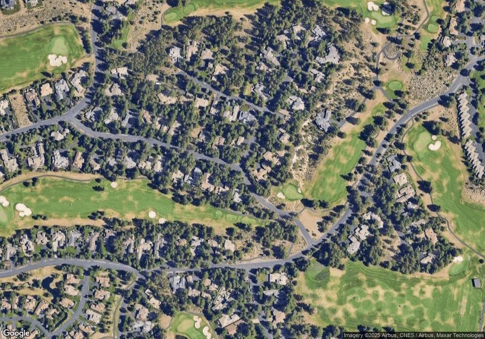 61690 Bunker Hill Ct, Bend, OR 97702 - photo 1