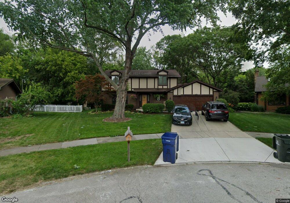 411 Brad Ct, Naperville, IL 60565 - photo 1