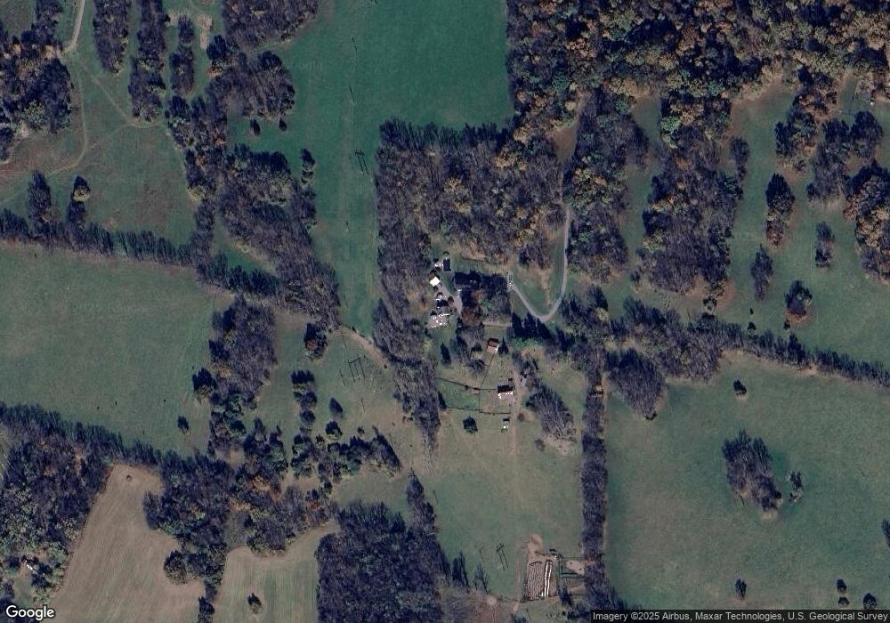 769 Fruit Hill Ln, Shepherdstown, WV 25443 - photo 1