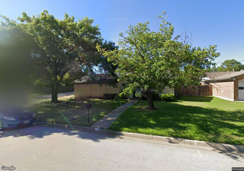 1040 Barber St, Hurst, TX 76053 - photo 1