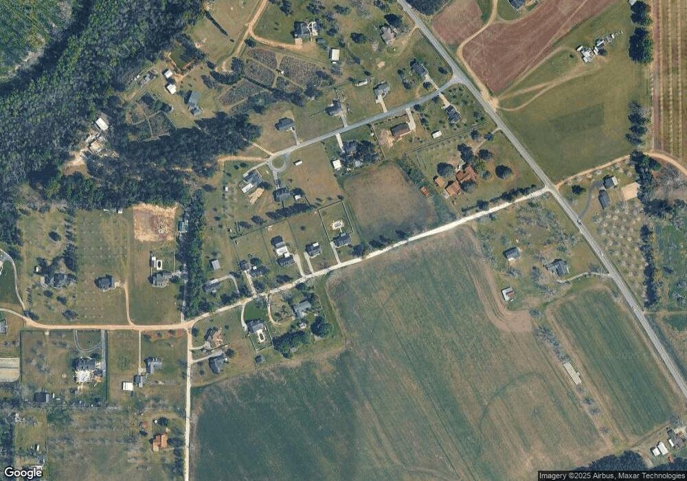 3776 James Loop, Blackshear, GA 31516 - photo 1