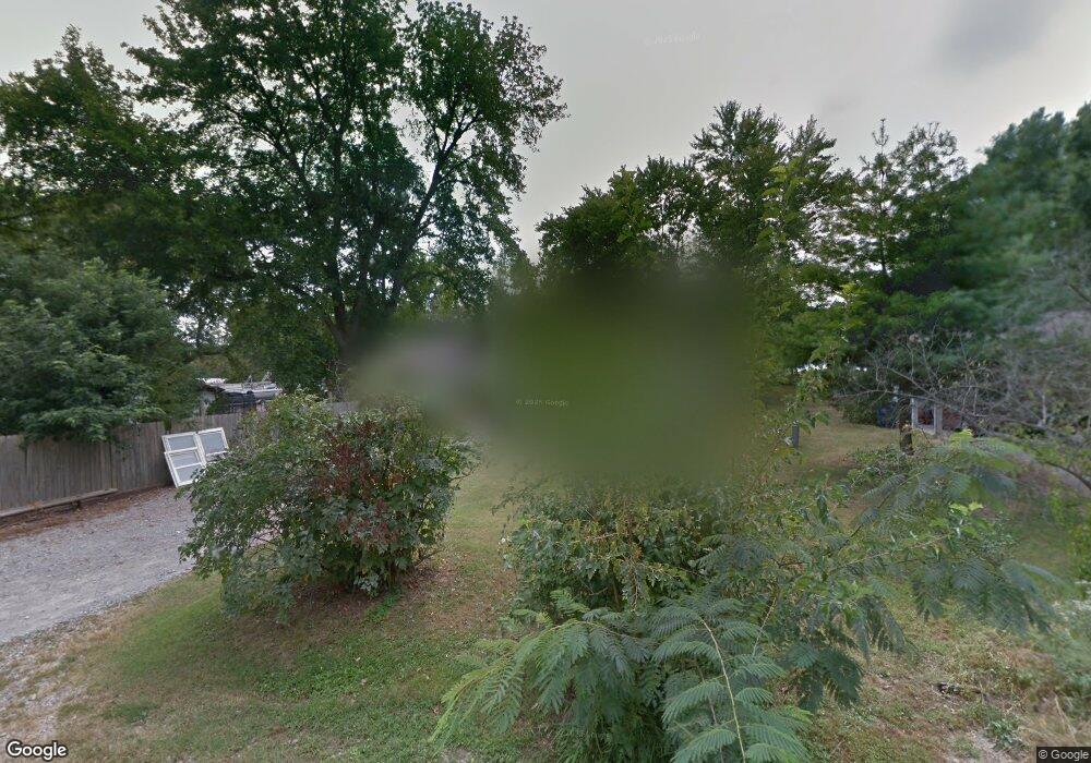 1329 W Longley St, Harrisburg, IL 62946 - photo 1