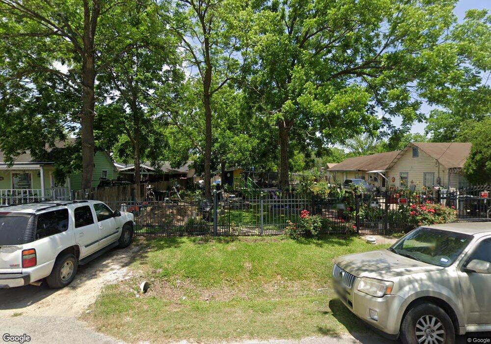 2825 Wimberly St, Houston, TX 77093 - photo 1
