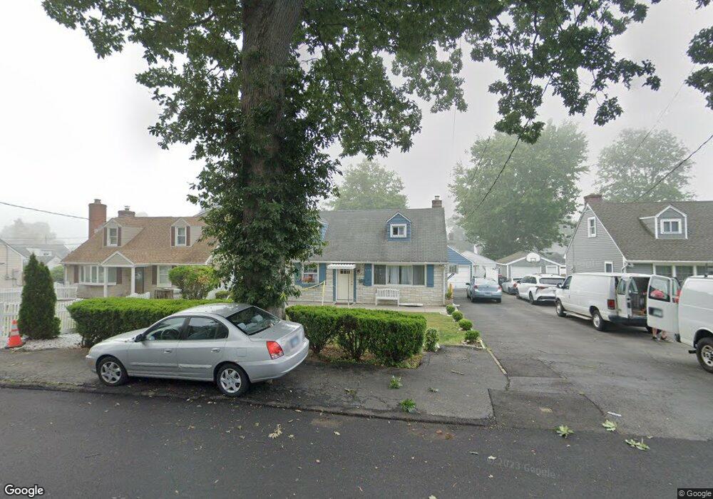 119 Dora St, Stamford, CT 06902 - photo 1