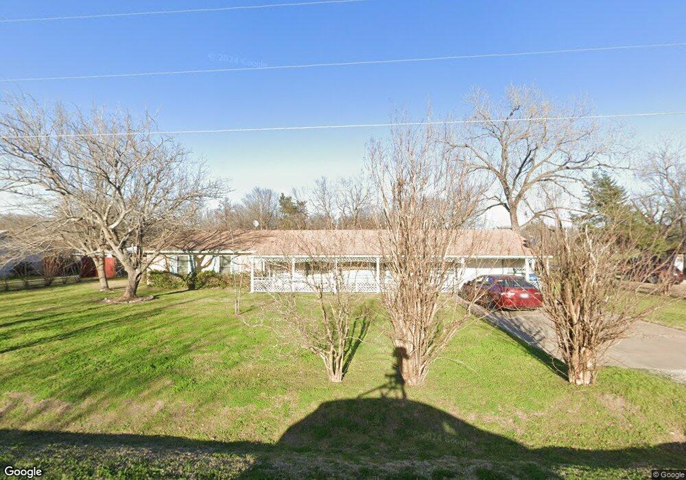 1401 Hidden Hills Dr, Corsicana, TX 75110 - photo 1