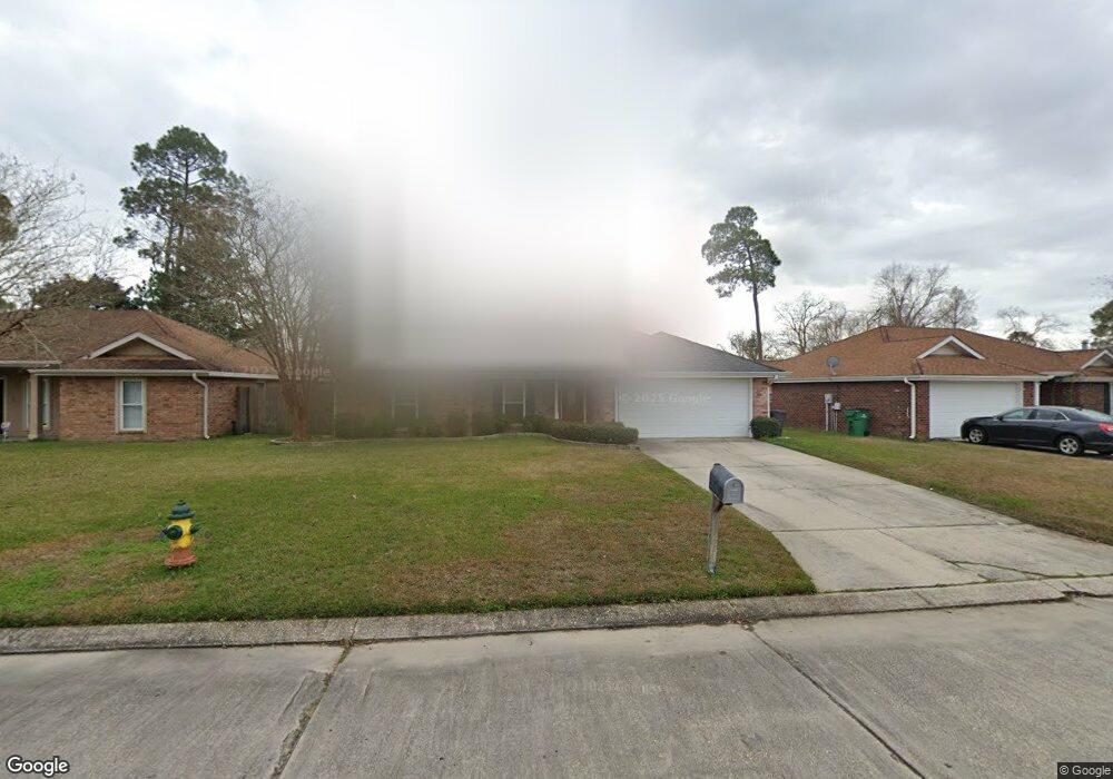 1696 Kings Row, Slidell, LA 70461 - photo 1