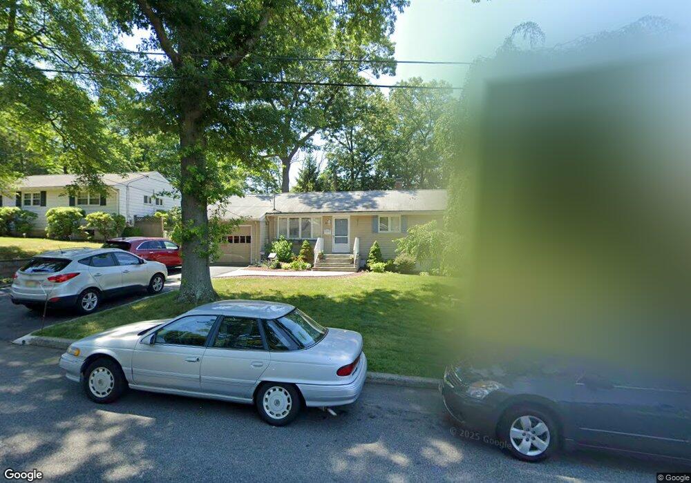 27 Notchcroft Dr, Little Falls, NJ 07424 - photo 1