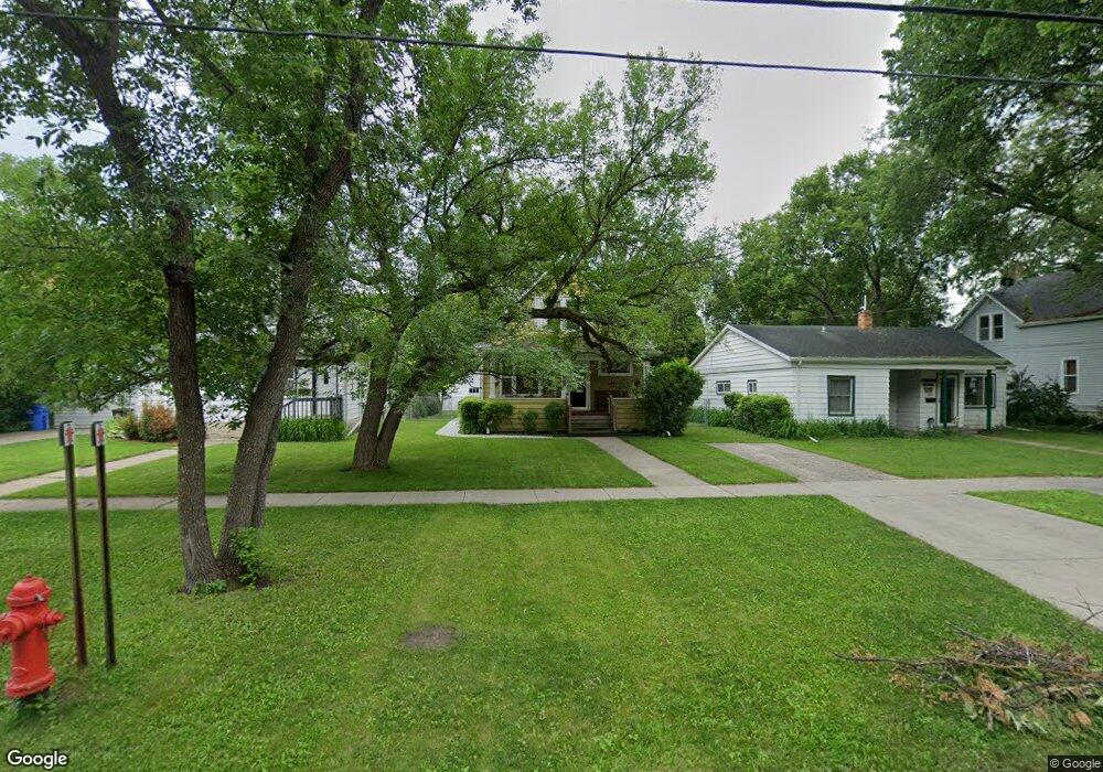 1522 3rd Ave S, Fargo, ND 58103 - photo 1