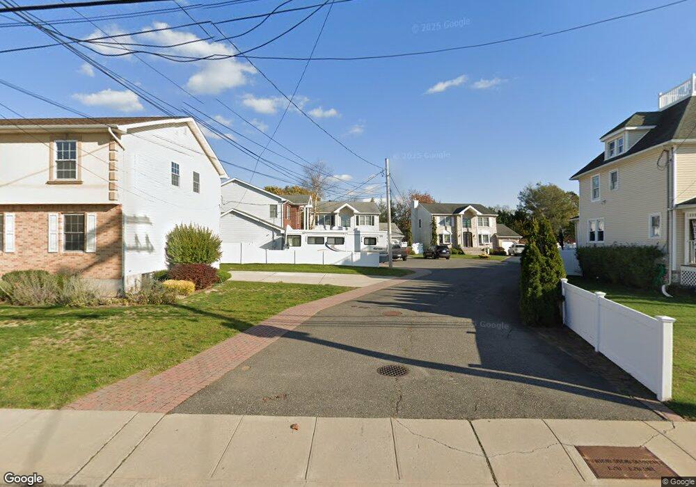 2941 Oceanside Rd, Oceanside, NY 11572 - photo 1