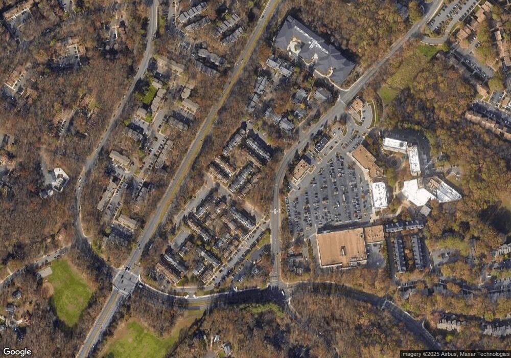 2385 Hunters Square Ct, Reston, VA 20191 - photo 1