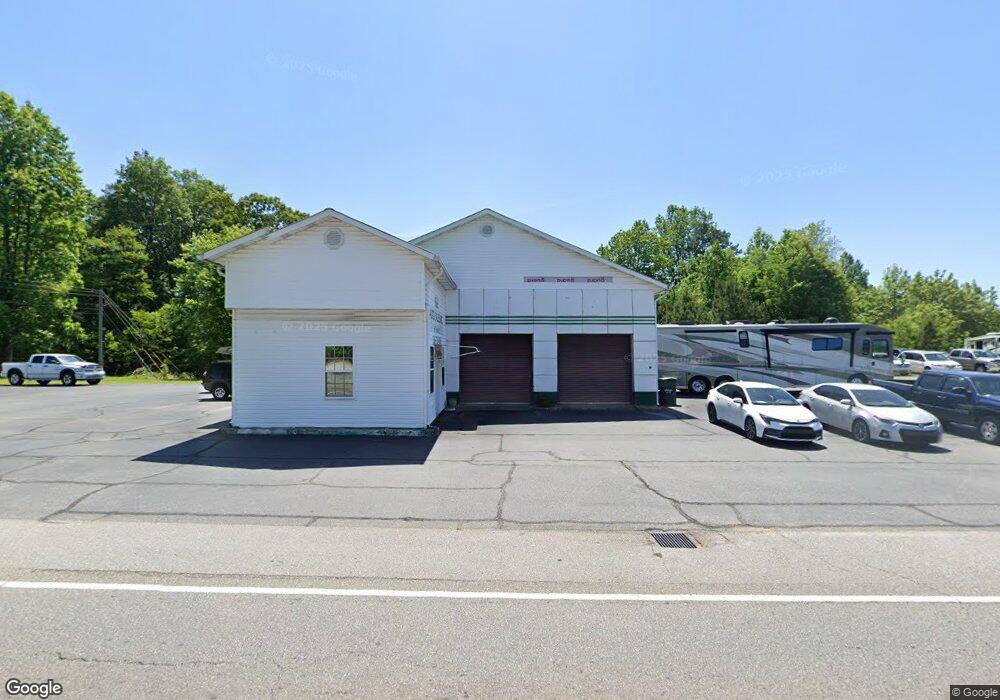 1664 Willingham Ave, Cornelia, GA 30531 - photo 1