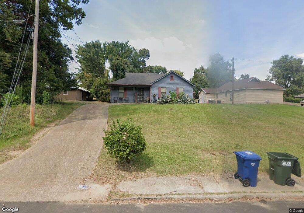 103 E Franklin St, Natchez, MS 39120 - photo 1