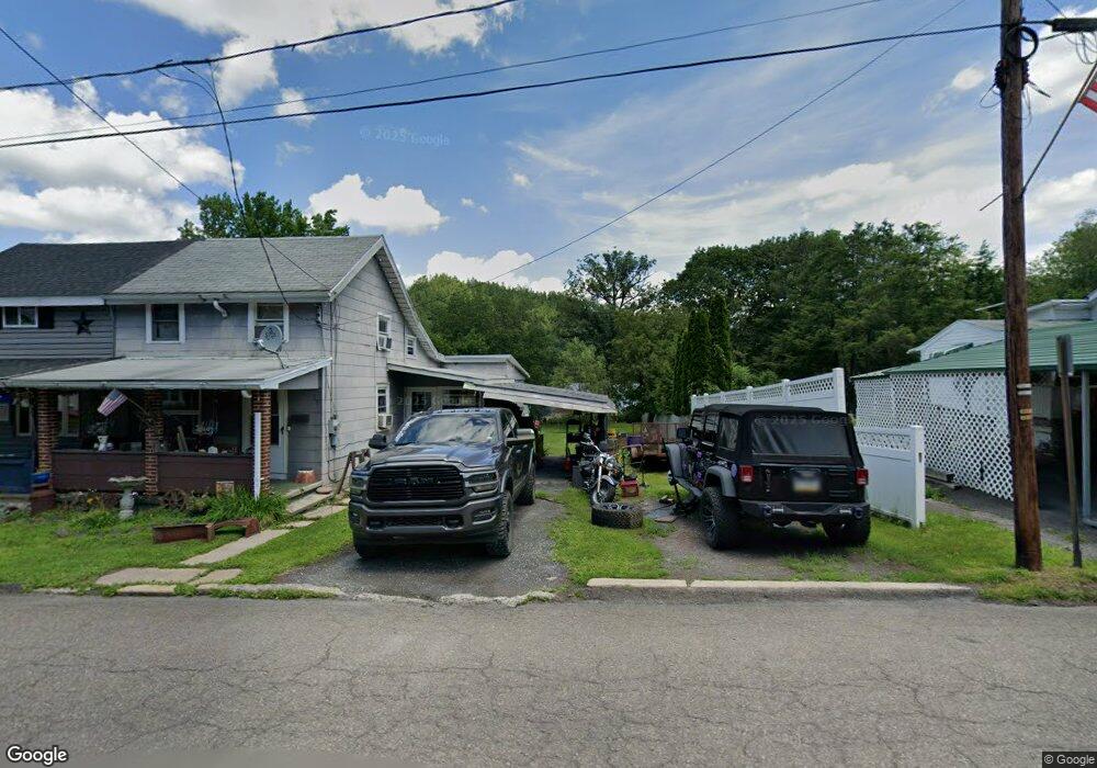 27 Bull Run St, Coaldale, PA 18218 - photo 1