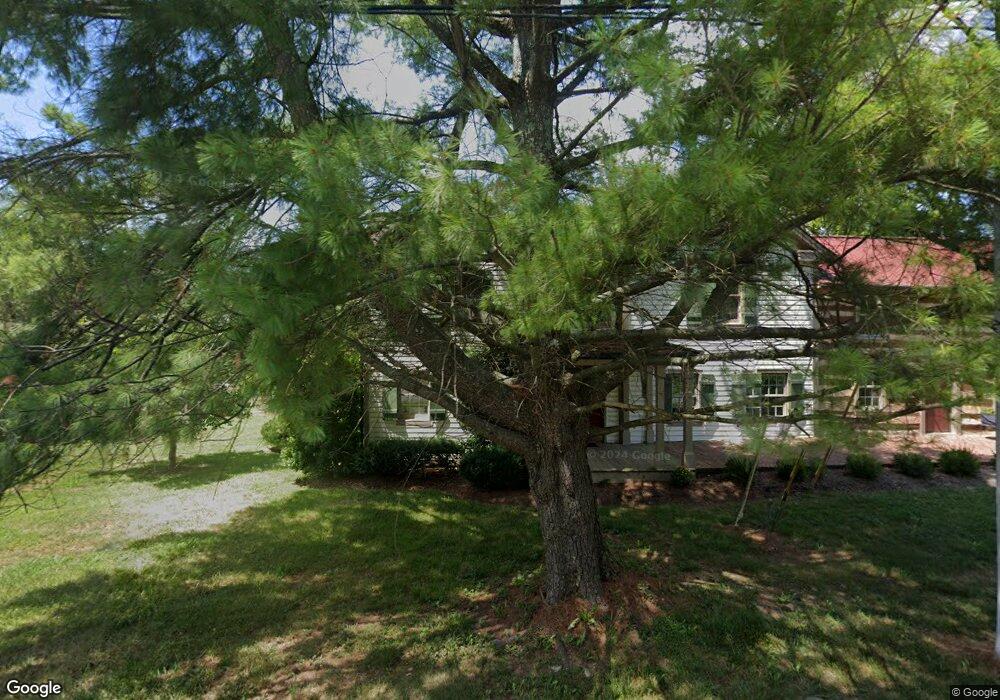 19231 Silcott Springs Rd, Purcellville, VA 20132 - photo 1
