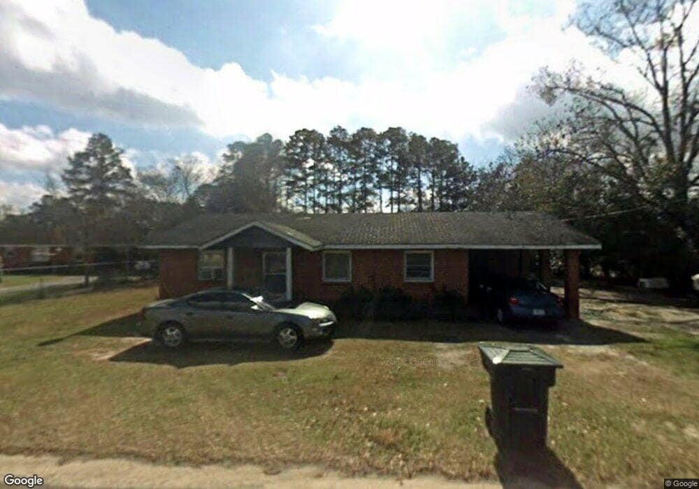38 Parker St, Mc Rae, GA 31055 - photo 1