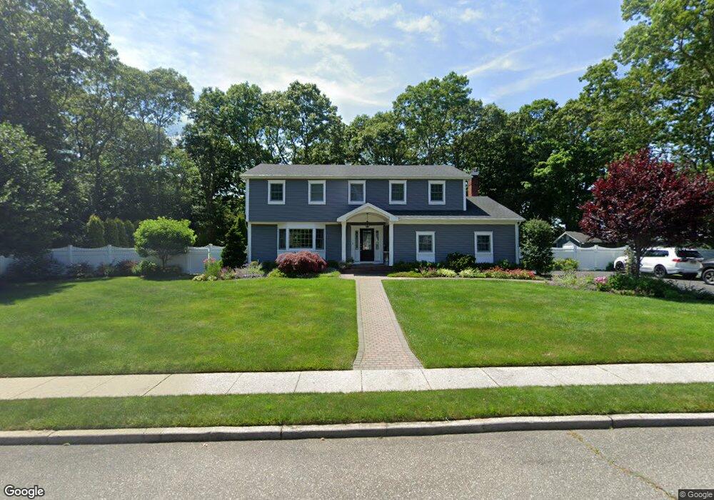 8 Cole Ct, Bayport, NY 11705 - photo 1