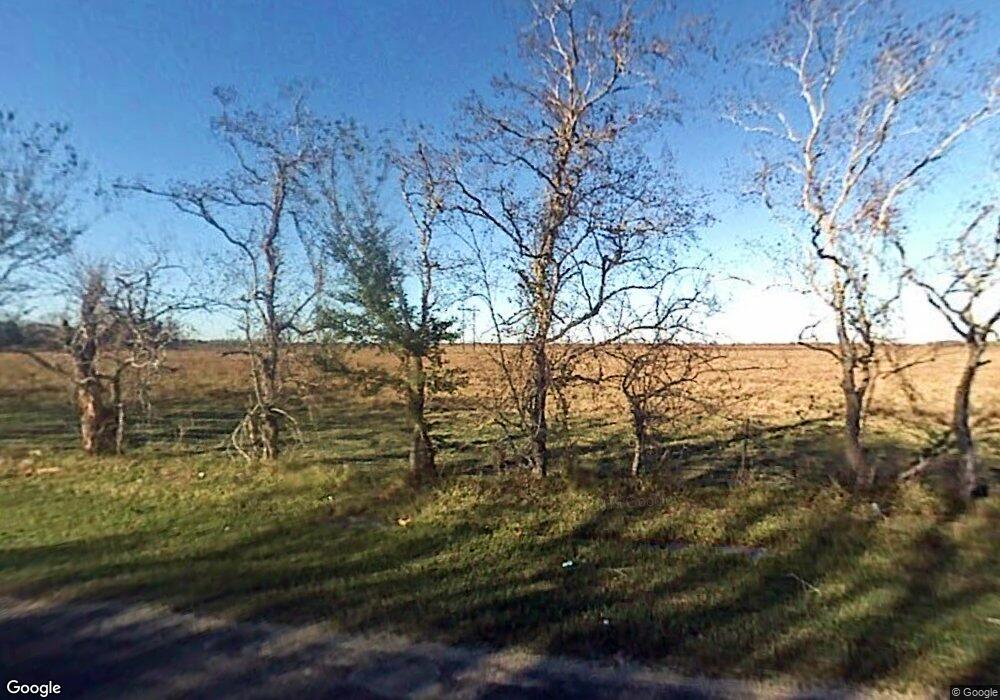 2145 Washington Ave, Alvin, TX 77511 - photo 1