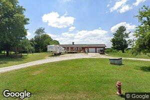 127 Coyote Ln, Coffeen, IL 62017