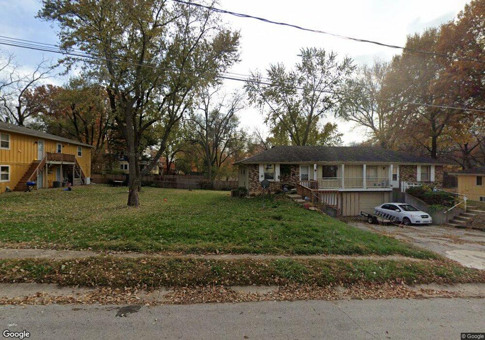 11411 W 55th St, Shawnee, KS 66203 - photo 1
