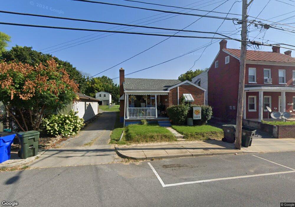 332 Jefferson St, Hagerstown, MD 21740 - photo 1