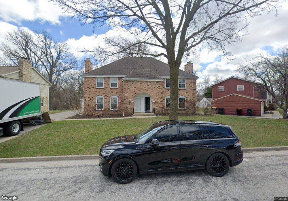 11733 W Diane Dr unit 11735, Milwaukee, WI 53226 - photo 1