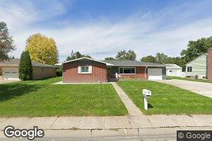 302 W 5th St, Valentine, NE 69201