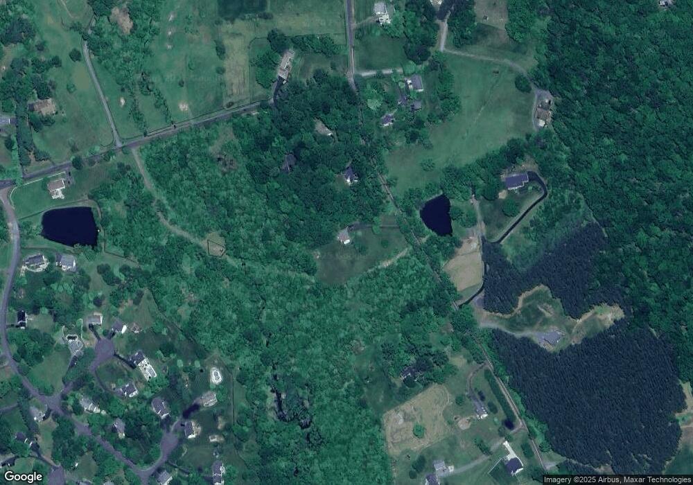 6274 Georgetown Rd, Broad Run, VA 20137 - photo 1