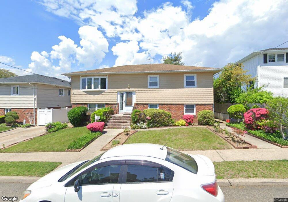 1150 Theodora St, Franklin Square, NY 11010 - photo 1