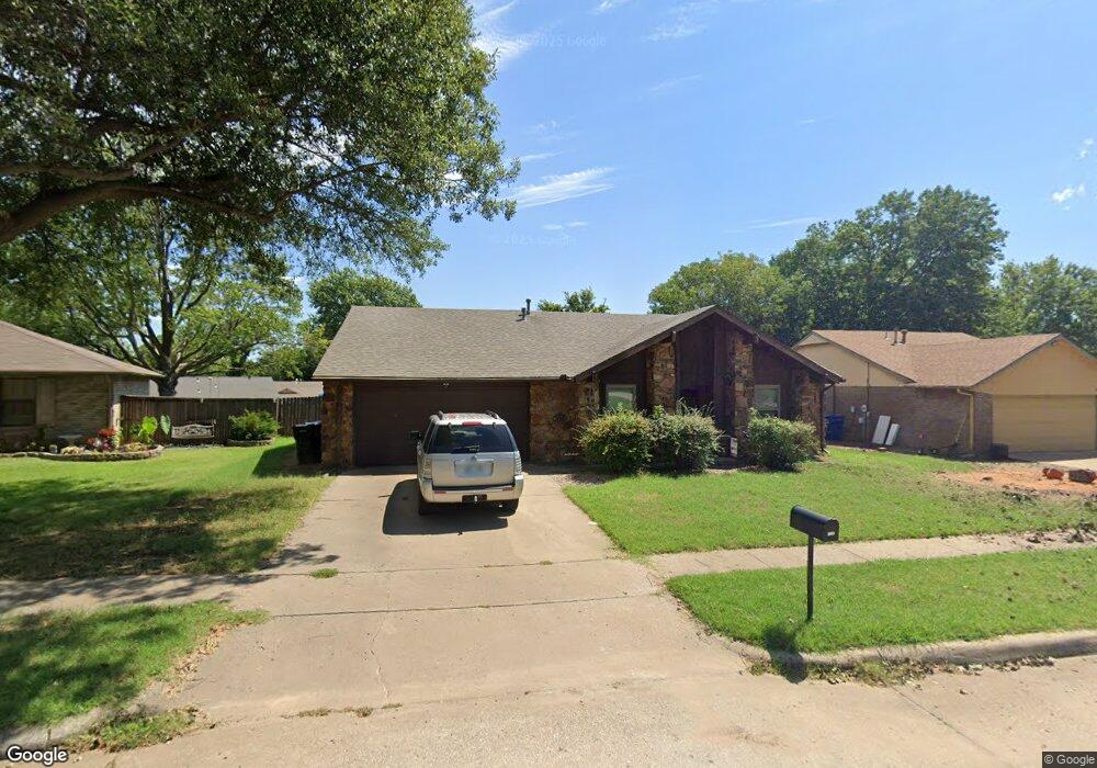 1118 W Austin St, Broken Arrow, OK 74011 - photo 1