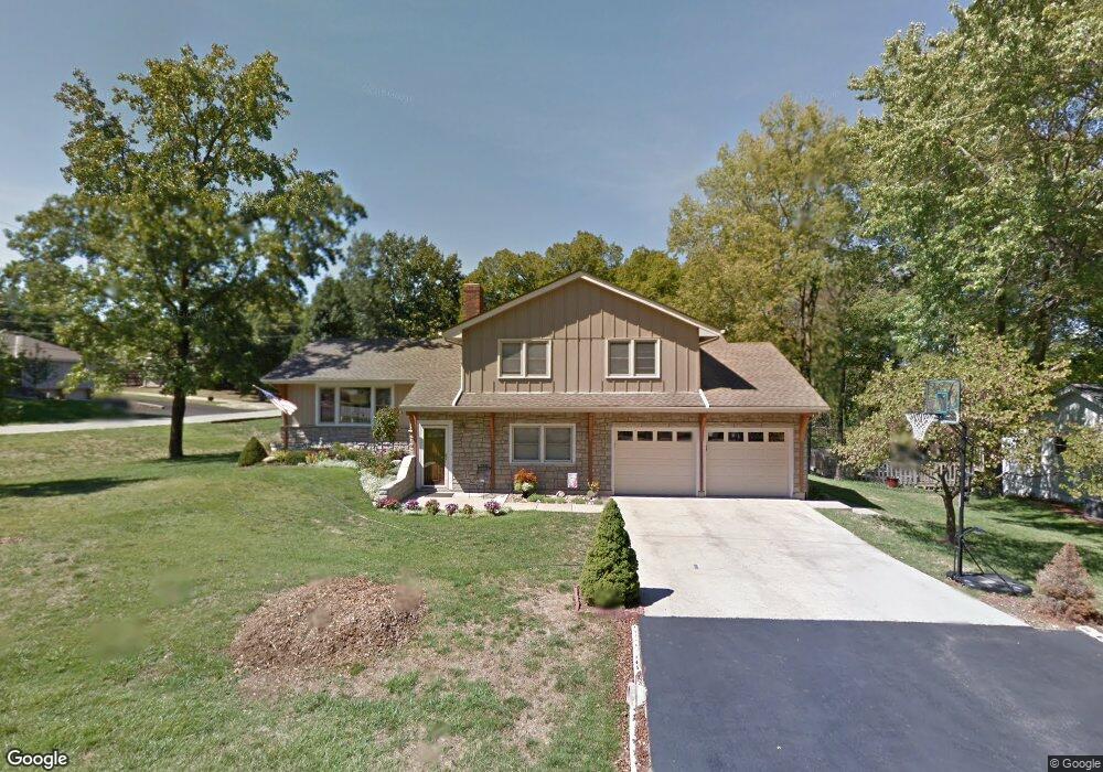 6916 Brownridge Dr, Shawnee, KS 66218 - photo 1