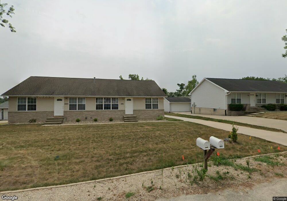 1001 Summit Ave SW, Cedar Rapids, IA 52404 - photo 1