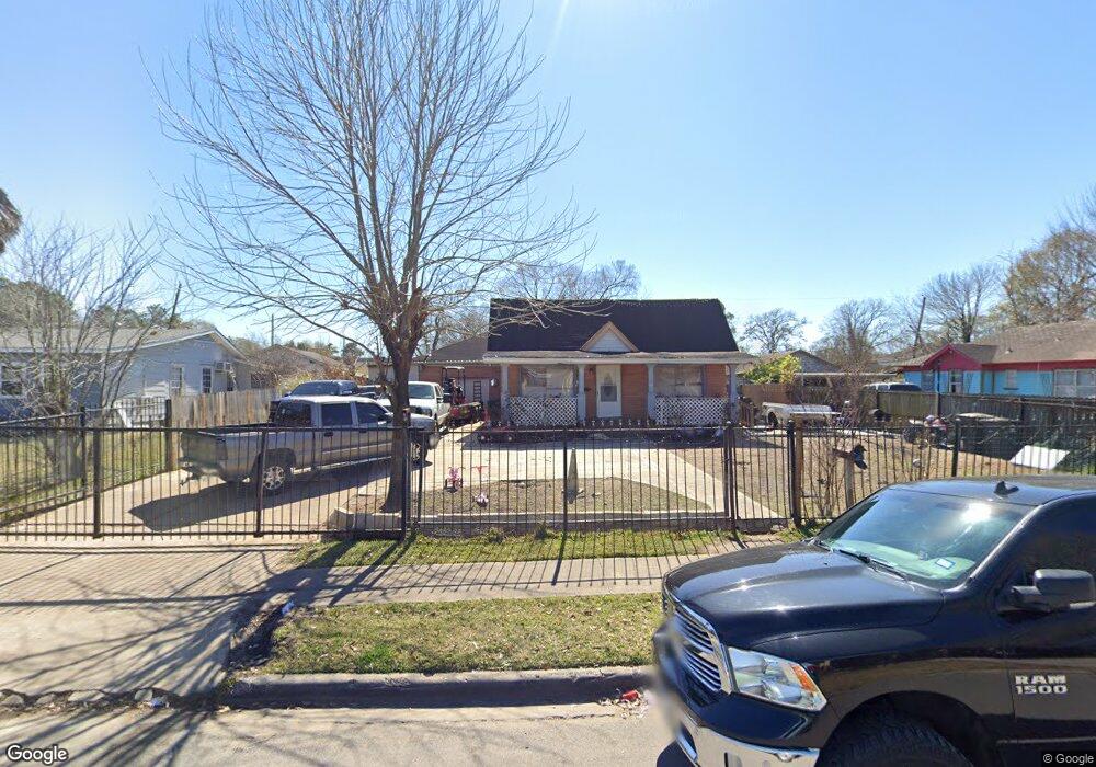 7736 Joplin St, Houston, TX 77087 - photo 1