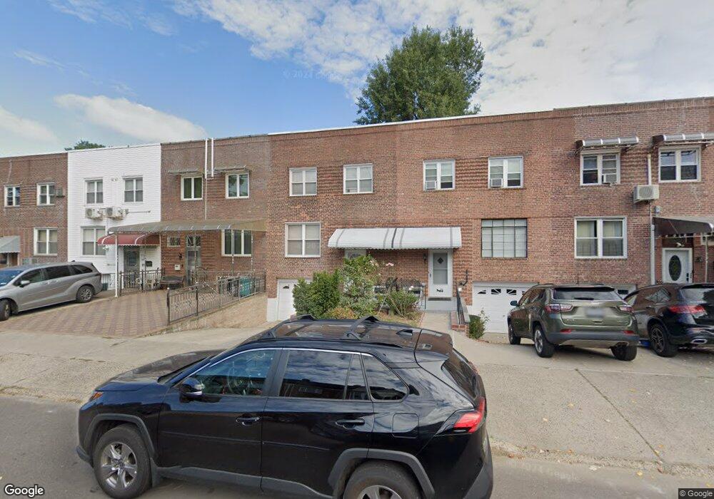 16211 72nd Ave, Fresh Meadows, NY 11365 - photo 1