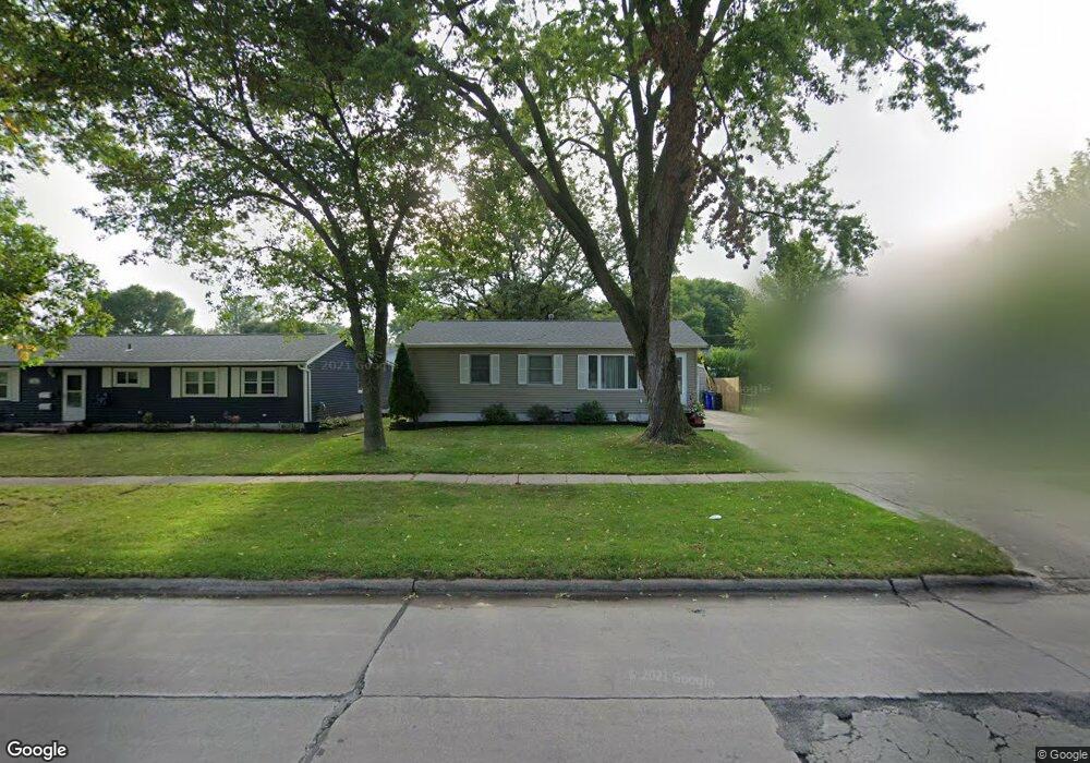 220 Wiley Blvd NW, Cedar Rapids, IA 52405 - photo 1