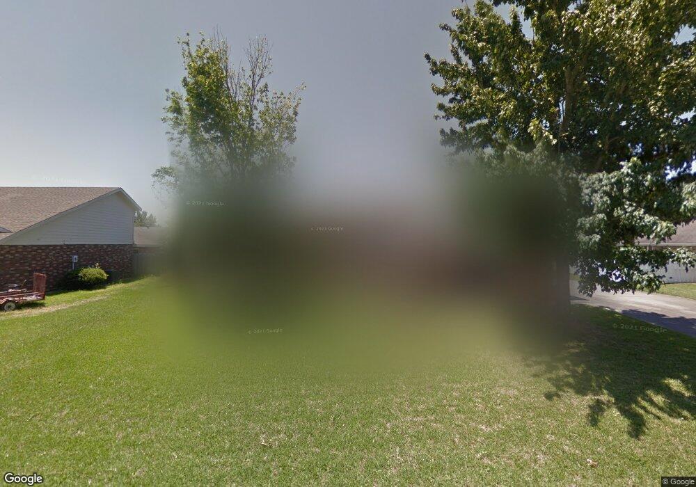 909 Inverery Dr, Lake Charles, LA 70605 - photo 1