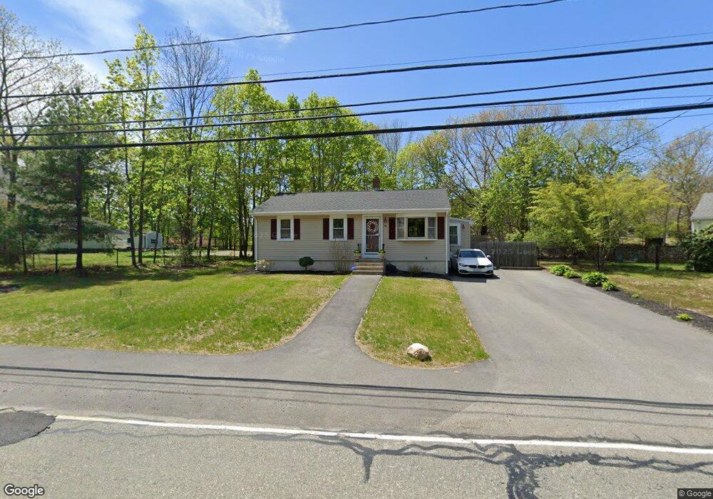 76 Pleasant St, Rockland, MA 02370 - photo 1