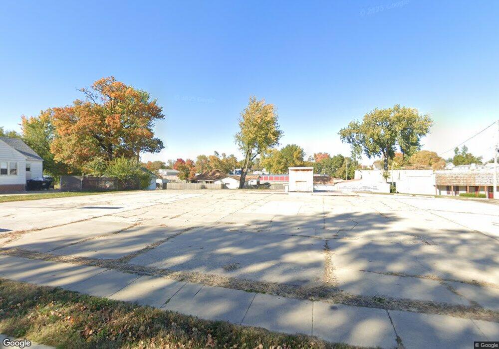 918 1st Ave E, Newton, IA 50208 - photo 1