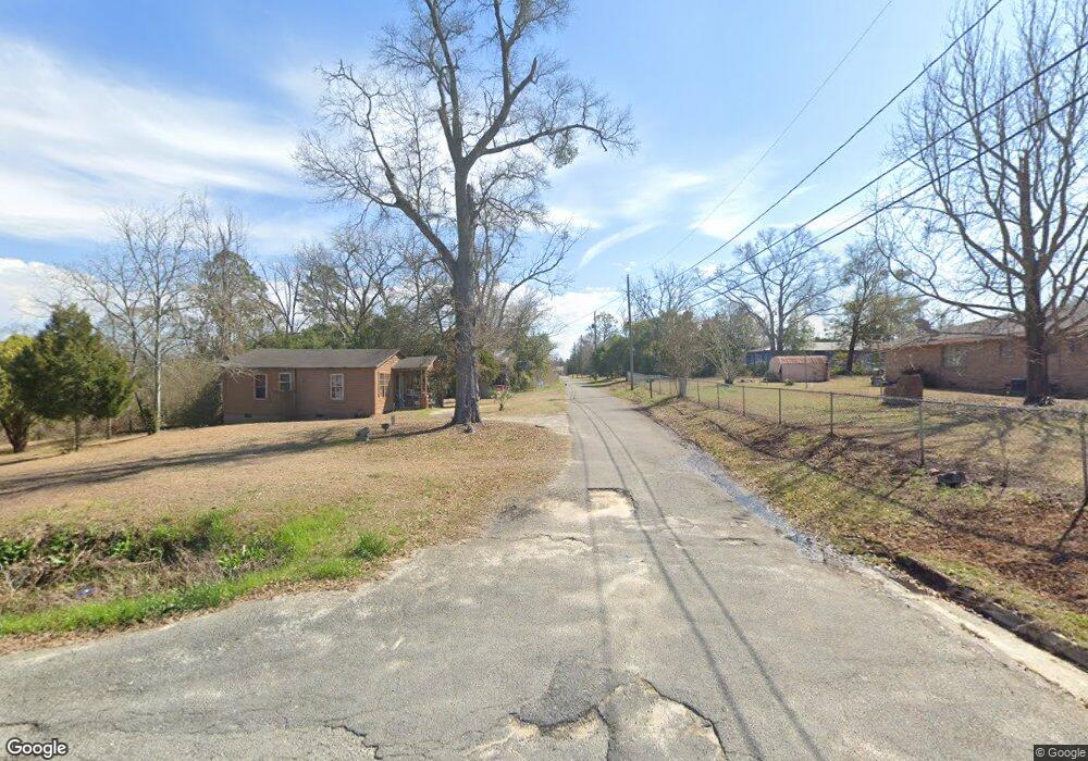 102 E Grimes St, Mc Rae, GA 31055 - photo 1