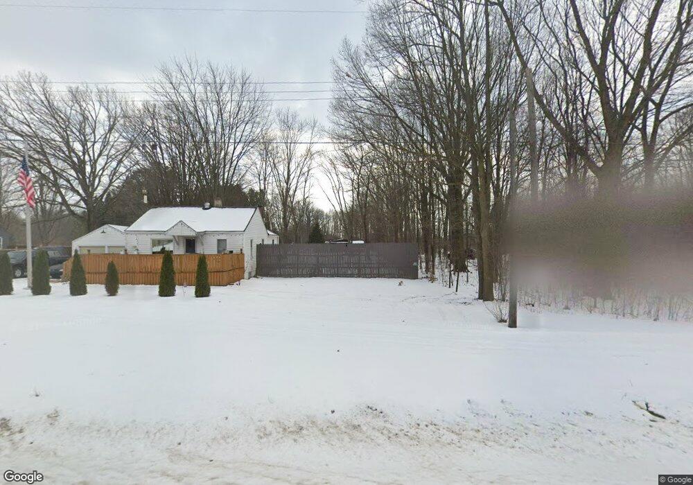 5205 W Carpenter Rd, Flint, MI 48504 - photo 1
