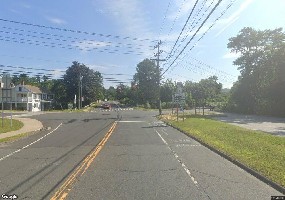 3-2 Town Hill Rd, New Hartford, CT 06057 - photo 1