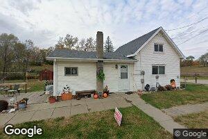 906 NE Poplar St, Leon, IA 50144