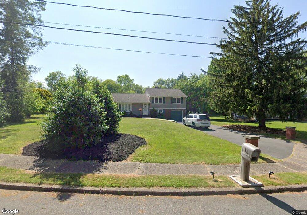 11 Clover Hill Cir, Ewing, NJ 08638 - photo 1