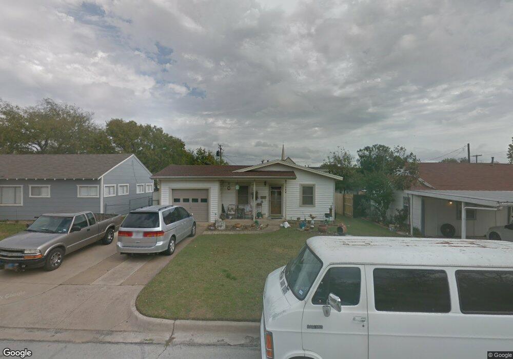 106 N Redford Ln, Fort Worth, TX 76108 - photo 1