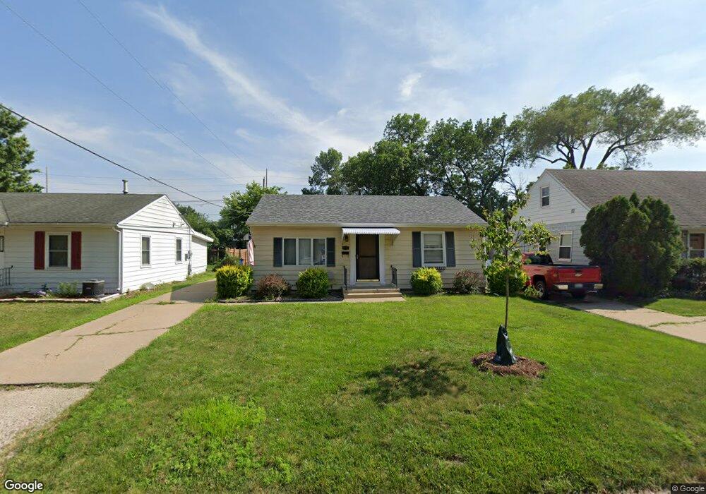 3217 Vine Ave SE, Cedar Rapids, IA 52403 - photo 1