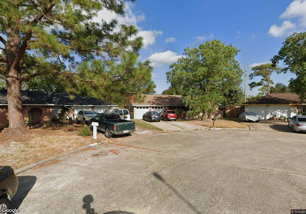 9519 Kell Cir, Houston, TX 77040 - photo 1