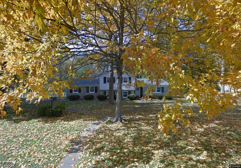 1179 S Beechwood Dr, Rushville, IN 46173 - photo 1