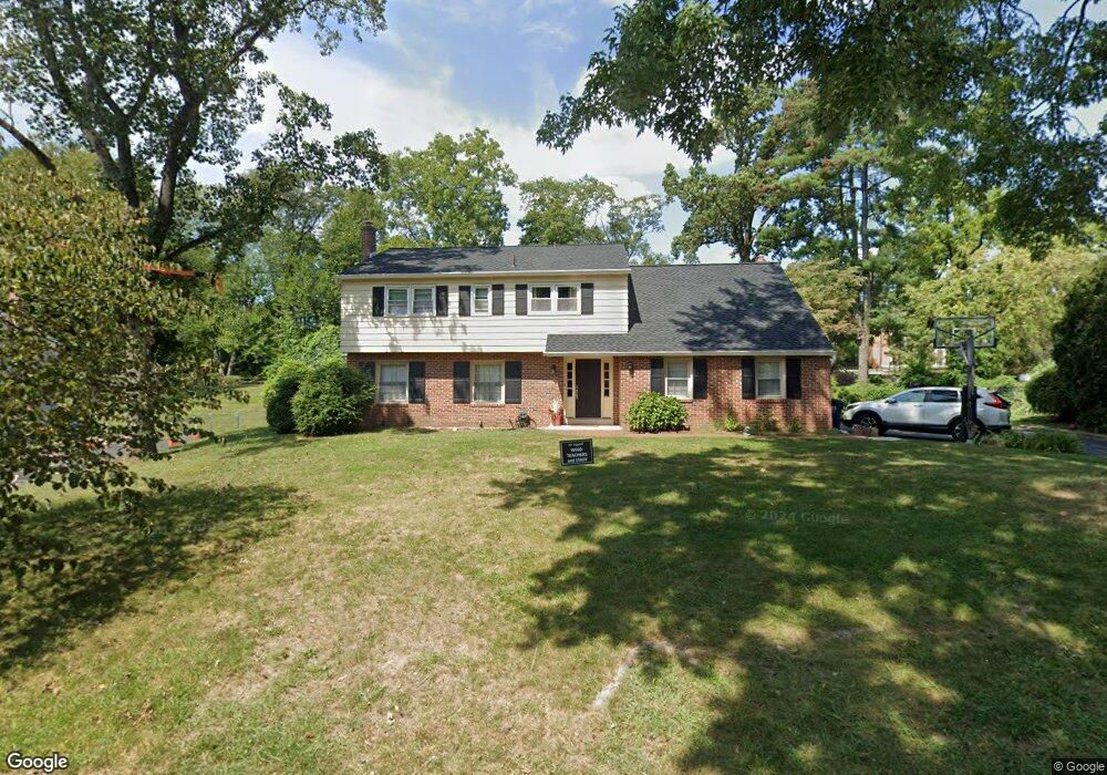 1 Berkshire Dr, Wallingford, PA 19086 - photo 1