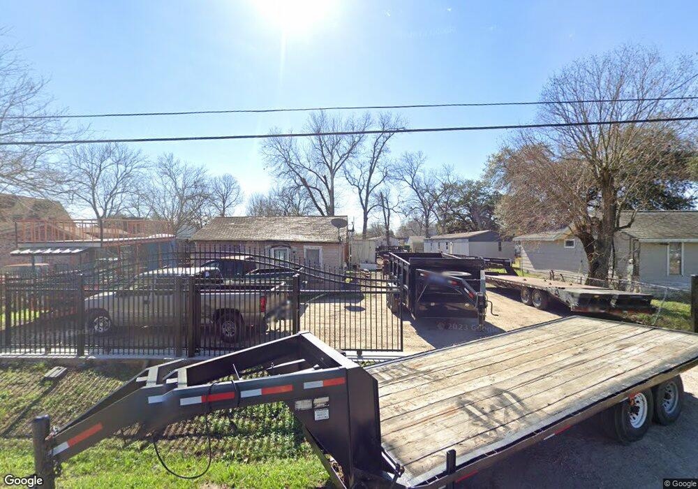 421 Raymac St, Houston, TX 77037 - photo 1