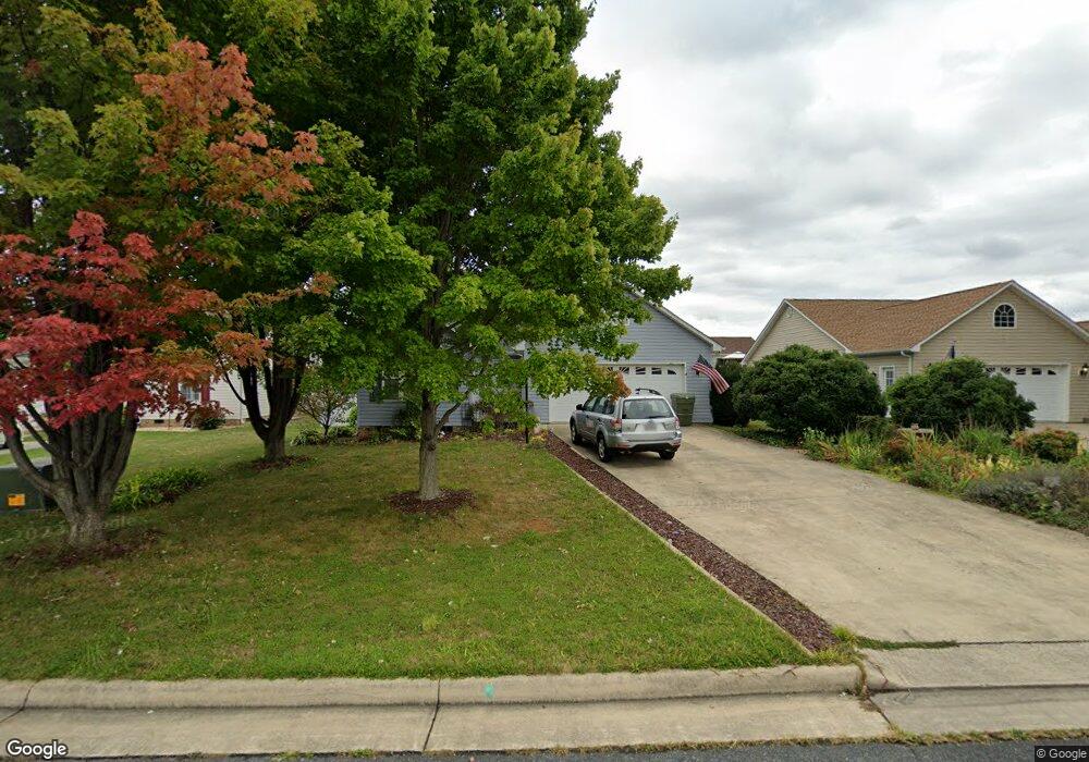 208 Mayfield Ln, Waynesboro, VA 22980 - photo 1