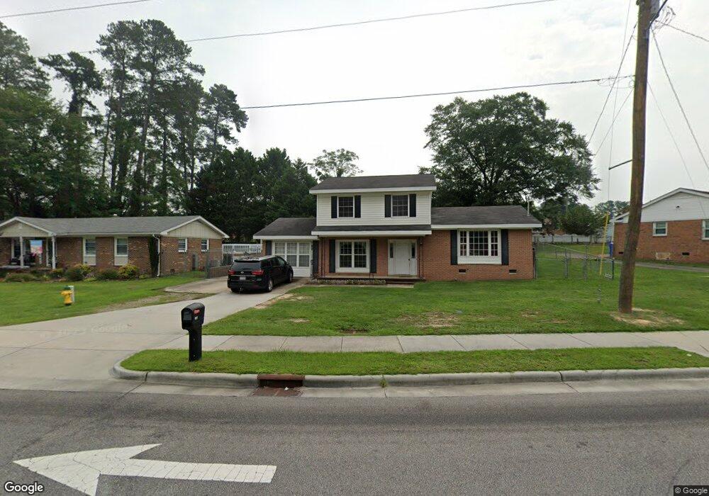 825 Glensford Dr, Fayetteville, NC 28314 - photo 1